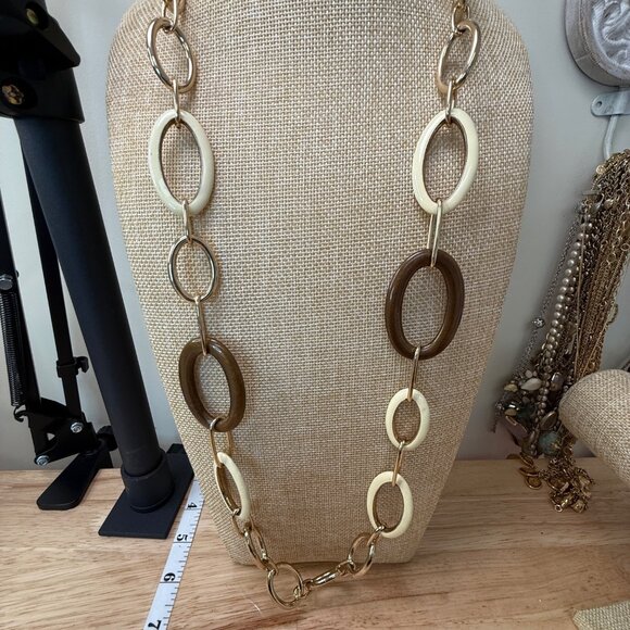 Banana Republic Long Gold-Tone Chain Link Necklace With Cream & Brown Accents - Picture 7 of 16